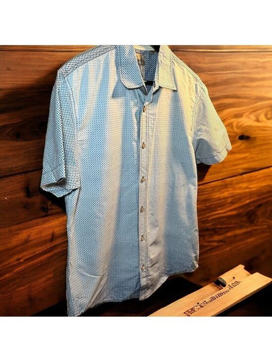Guess Other - Guess Short Sleeve Shirt SZ M